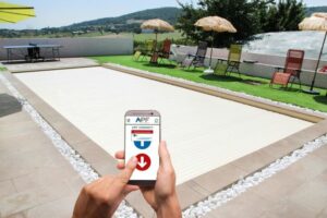 Piscines coque polyester MdP Cover volet roulant immergé