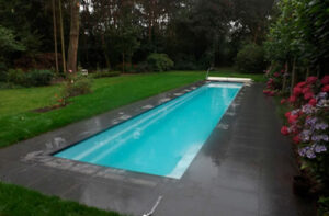 Piscines coque polyester MdP Lane couloir de nage